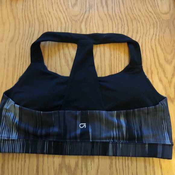 Gap Fit workout tops - Picture 6 of 13